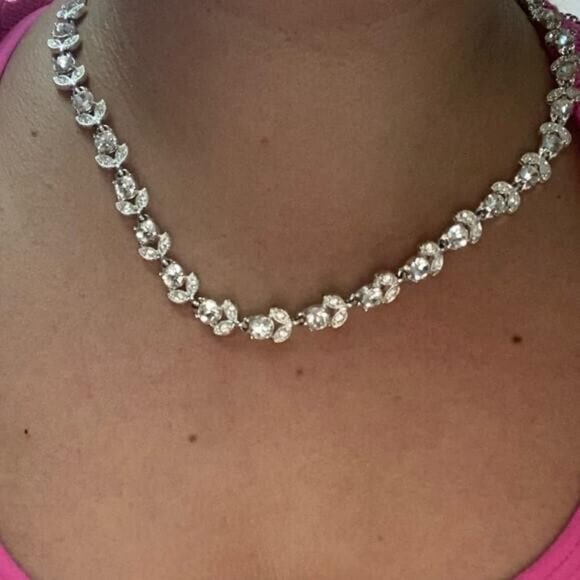 NAPIER Clear Rhinestone & Silver Tone Necklace 18” - Picture 1 of 2
